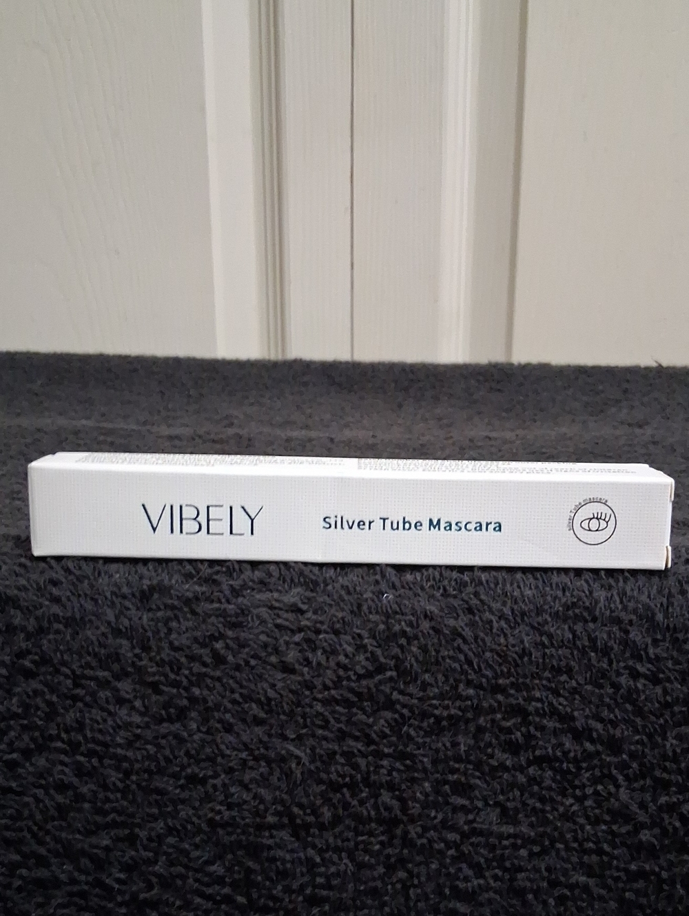 Vibely Silver Tube Mascara - 5x Longer Waterproof - 2 in 1 - 4D Silk